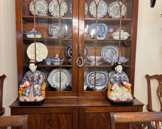 Very nice china cabinet