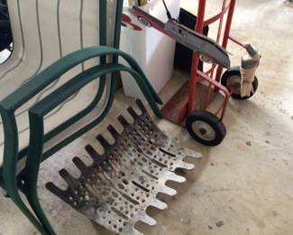 Fire place log holder