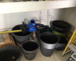 Battery operated hedge trimmer by kobolt, no battery, pots