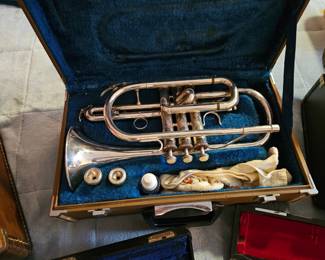 Reynolds cornet with case