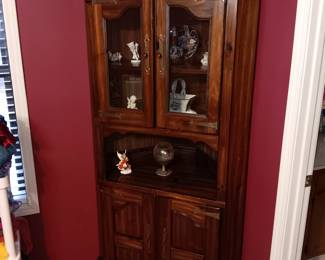 Corner cabinet - 4 doors