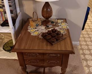 one of 2 end tables, 1 drawer, wooden lamp