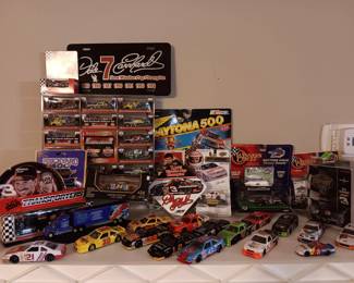 Daytona 500 / Dale Earnhardt collectibles. RC car