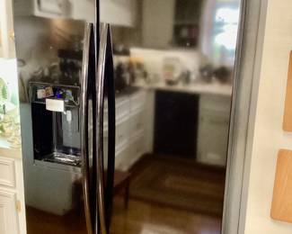 Samsung side-by-side with water and ice dispenser on front door