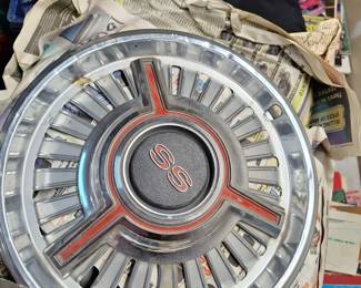 Chevelle hub caps