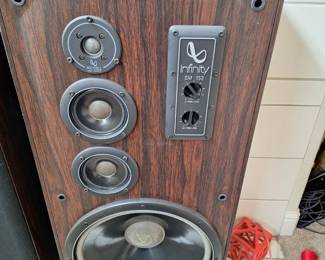 Infinity speakers 125 pair