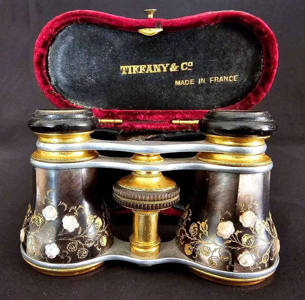 "Antiques & Heirlooms" in Evans, GA. Starts Closing Sat 2/22 at 8pm. Pickup is Mon 2/24 from 1-6pm. Shipping is available. Check out the entire sale: https://ctbids.com/estate-sale/33888&nbsp;