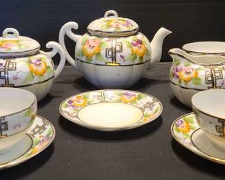 "Antiques & Heirlooms" in Evans, GA. Starts Closing Sat 2/22 at 8pm. Pickup is Mon 2/24 from 1-6pm. Shipping is available. Check out the entire sale: https://ctbids.com/estate-sale/33888&nbsp;