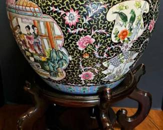 "Antiques & Heirlooms" in Evans, GA. Starts Closing Sat 2/22 at 8pm. Pickup is Mon 2/24 from 1-6pm. Shipping is available. Check out the entire sale: https://ctbids.com/estate-sale/33888&nbsp;