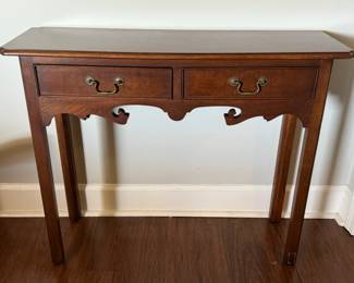 "Antiques & Heirlooms" in Evans, GA. Starts Closing Sat 2/22 at 8pm. Pickup is Mon 2/24 from 1-6pm. Shipping is available. Check out the entire sale: https://ctbids.com/estate-sale/33888&nbsp;