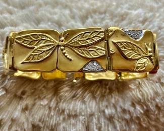 A lovely heavy 18k diamond pave bracelet Seidengang strap style bracelet. 