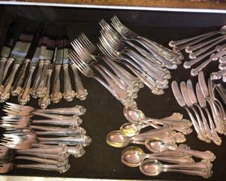 Buccellati sterling silver flatware service for 12 +, 132 pieces