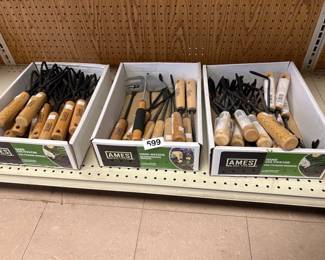 LOT OF HAND CULTIVATORS