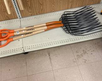 3 A.M LEONARD SCOOP FORKS