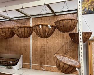 12 HANGING BASKETS