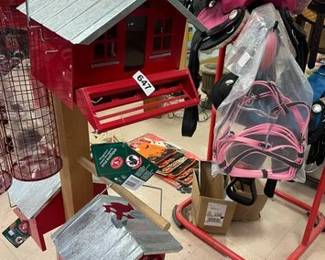 2 COUNTRY STYLE WILD BIRD FEEDERS