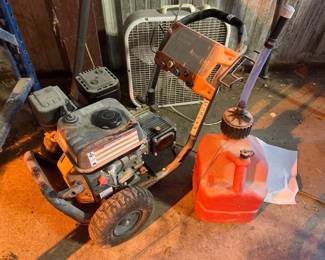 GENERAC PRESSURE WASHER AND GAS JUG