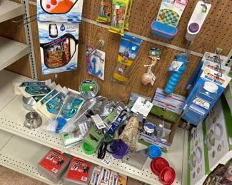 ANIMAL WATER BOTTLES , CAGE LINERS , ETC