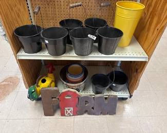 METAL FARM SIGN, CHICKEN AND BUCKETS