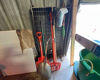 LOT OF YARD TOOLS ETC