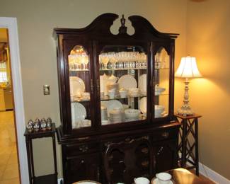 Kincaid cherry breakfront china cabinet