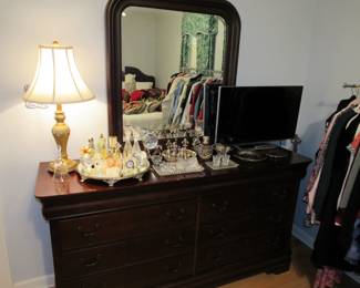 Broyhill dresser