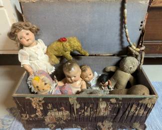 Vintage and Antique Dolls