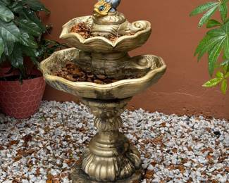 Outdoor Fountains and Sculptures