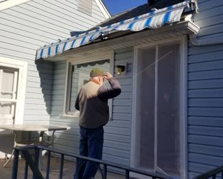 12 ft. manual awning