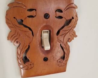 Seahorse switchplate