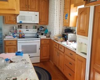 Lovely kitchen with handsome wood cabinets
