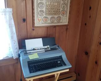 Electric typewriter