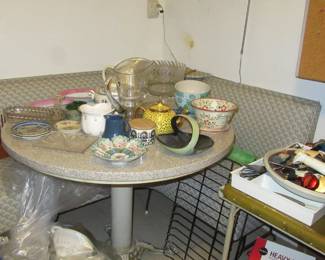 Lynn group of pots