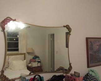 Lynn mirror