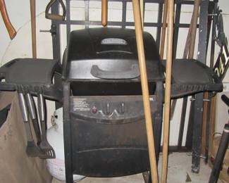 Lynn bar b que