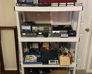 Various vintage electronic & ham radio equipment