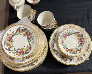 Lenox Holiday Tartan Set