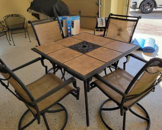 Outdoor table & chair set