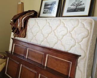 Queen size bed & mattress