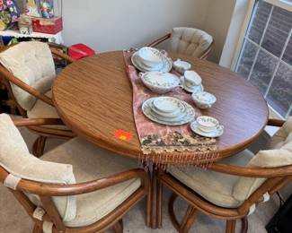 4 chair Mid Century Modern Kitchen Table Set