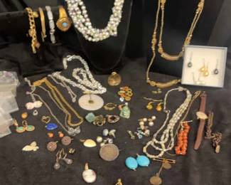 Fun Jewelry Lot