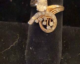 004 14K Yellow Gold Double Swirl Design Ring