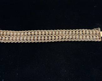 002 14K Gold Bracelet