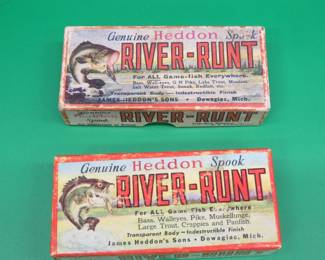Lot 289. Heddon River Runt Midgit Digit in a box with papers marked 9020 X RW. Heddon River Runt Midgit in a box with papers marked 9010K66.