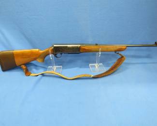 Lot 16. 1967 Browning BAR 30-06 semi-auto rifle. Ser No. 9005M7. Includes cloth gun sock.