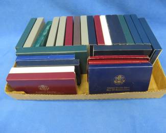 Lot 436. Empty coin presentation boxes