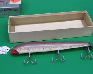 Lot 337. 7 1/4" Bobbie Bait musky bait in the box with papers