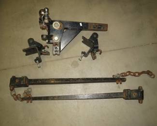 Lot 400. Load leveler with a 2 5/16" ball
