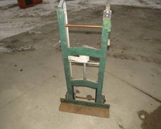 Lot 181. Appliance dolly