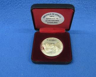Lot 327. America in Space 1972 Apollo 16 sterling silver medallion. Total weight 26.05 grams.